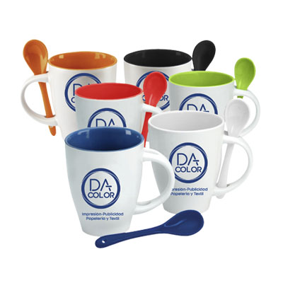 merchandising mugs